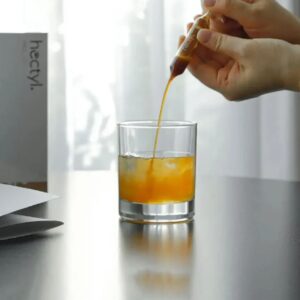 Ce complément alimentaire haut de gamme régénère vos cellules, hydrate intensément et prépare votre peau au soleil.